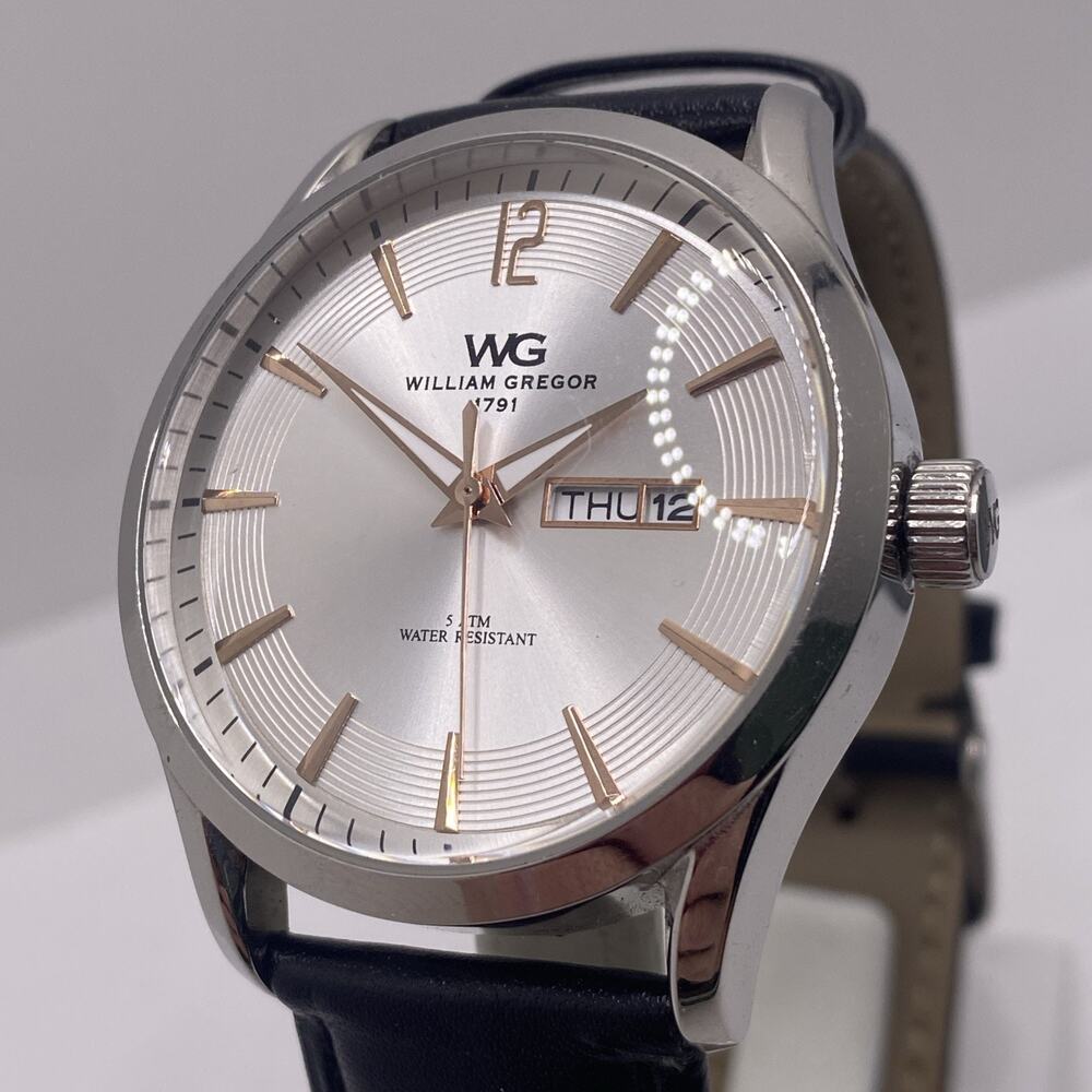 William Gregor Mens Black Leather Watch Works New Batteey